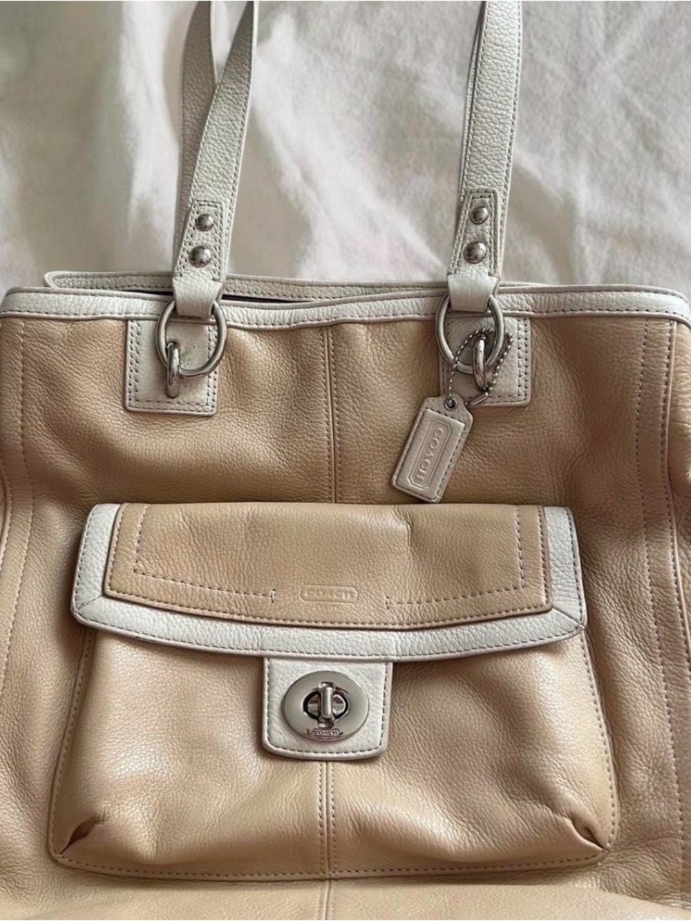 Coach Beige and White Leather Tote with Front Pocket and Turn-Lock